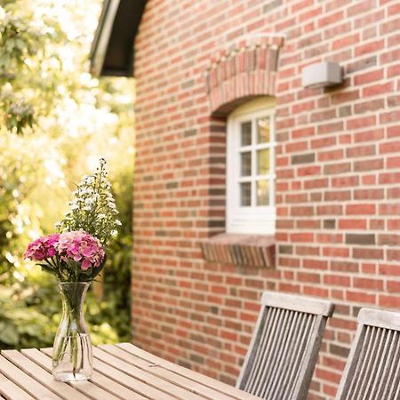 Hofgut Mollberg Hotell Wiefelstede Eksteriør bilde